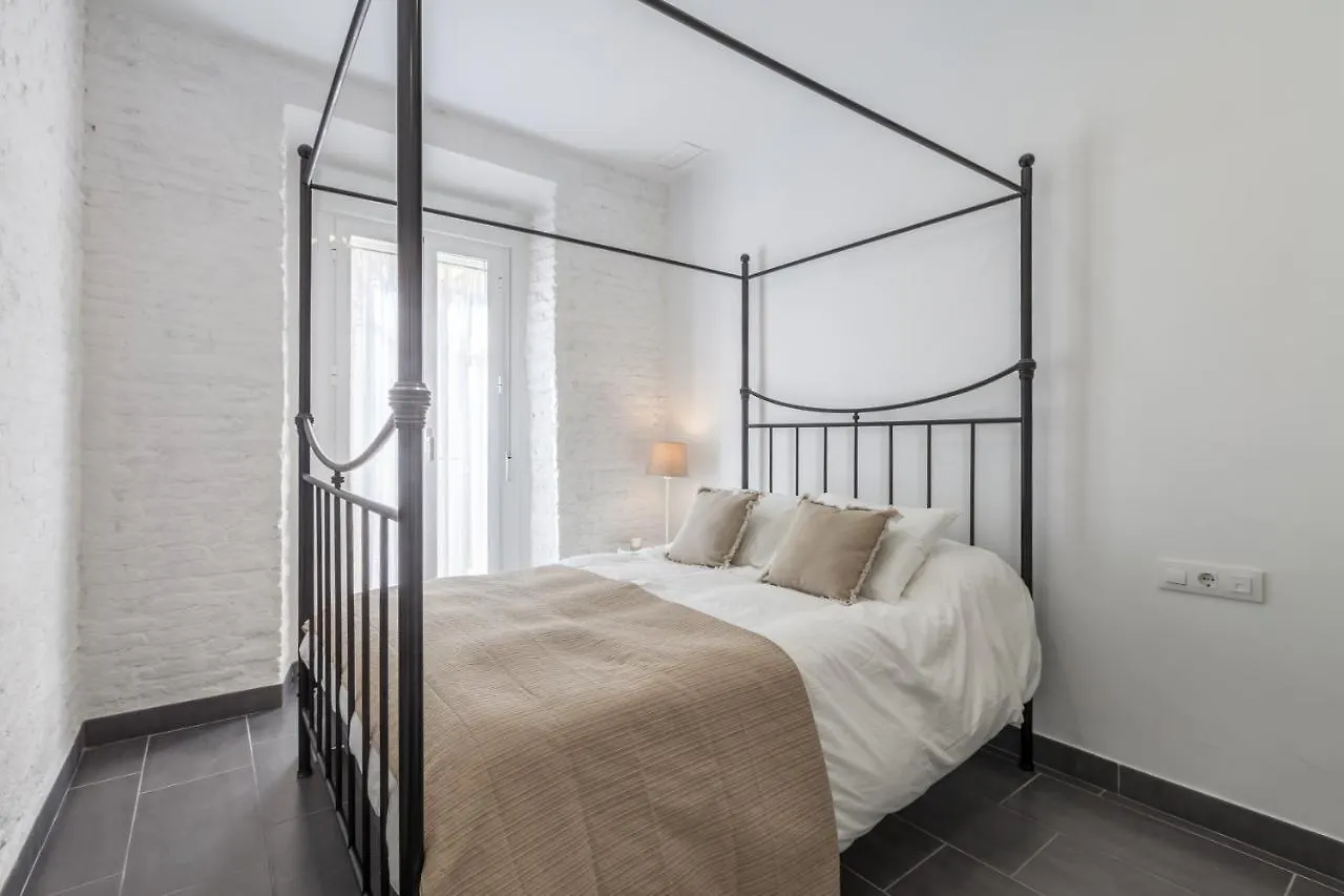 Macasta Two Apartment Seville
